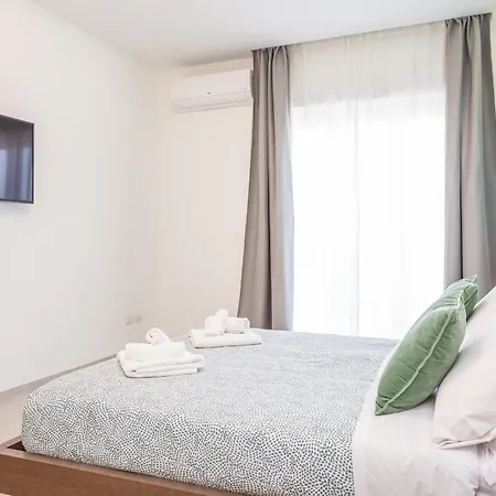 2-Bedroom Retreat Near Metro & Parks Rome Buitenkant foto