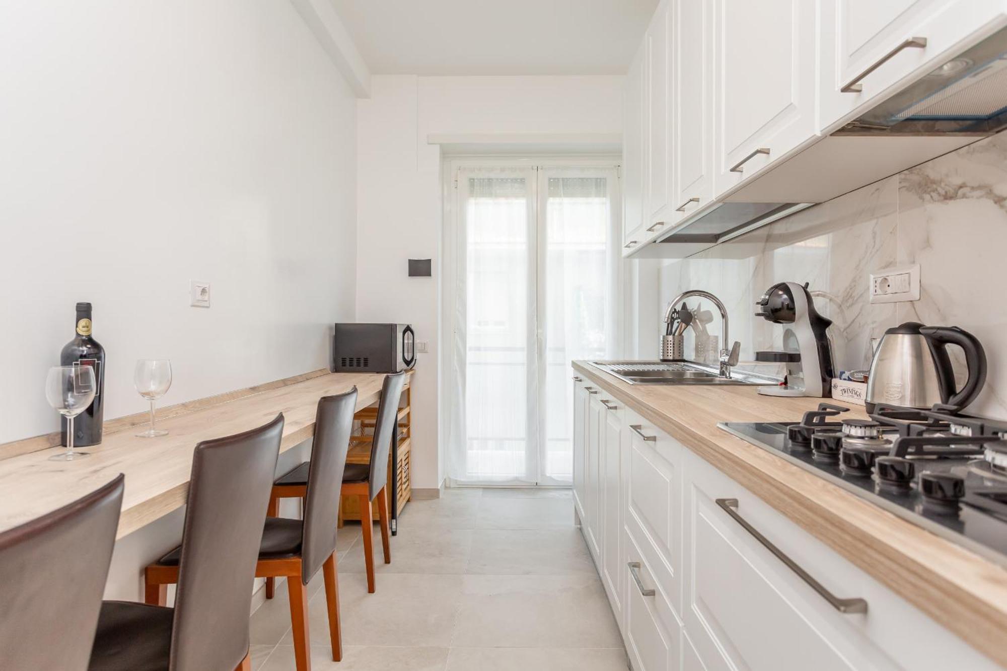 2-bedroom Retreat Near Metro & Parks Appartement *