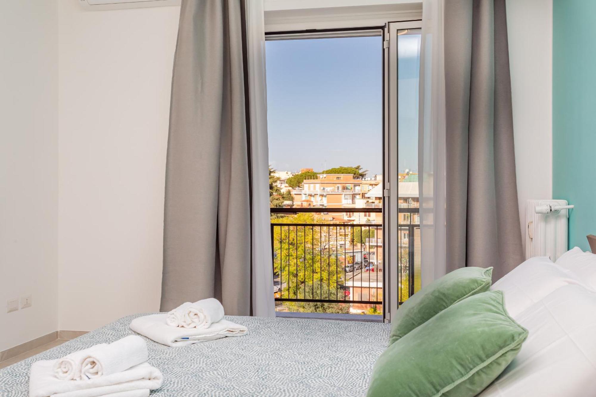 2-bedroom Retreat Near Metro & Parks Appartement